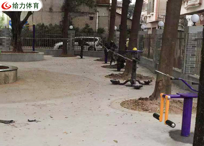 小區健身器材