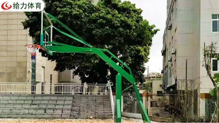 移動(dòng)籃球架