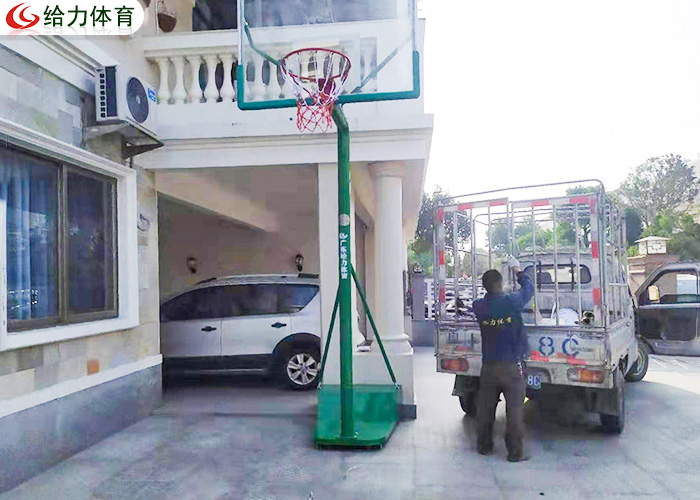 箱式籃球架多少錢