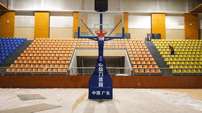 透明活動(dòng)籃球架